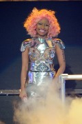 Nicki Minaj 2011 American Music Awards