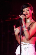 Rihanna London 777 Tour