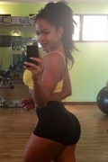 Hot Chicks In The Gym