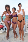 Nicole Murphy Shows Off Bikini In Miami